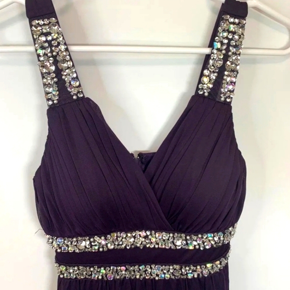 PARTY DRESS - Picture 5 of 7